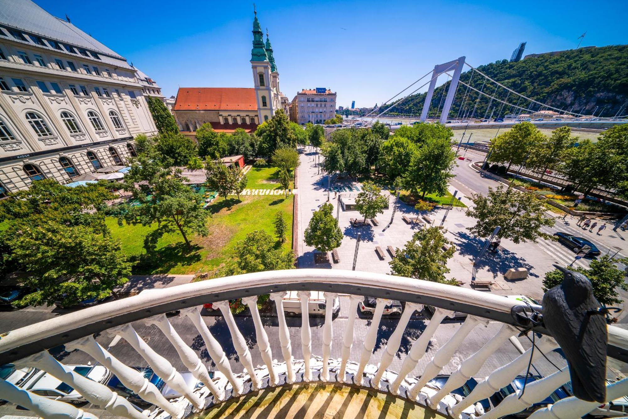 Budapest Riverfront Suite Exterior foto